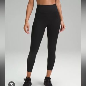Lululemon Fast and Free Crop Tight